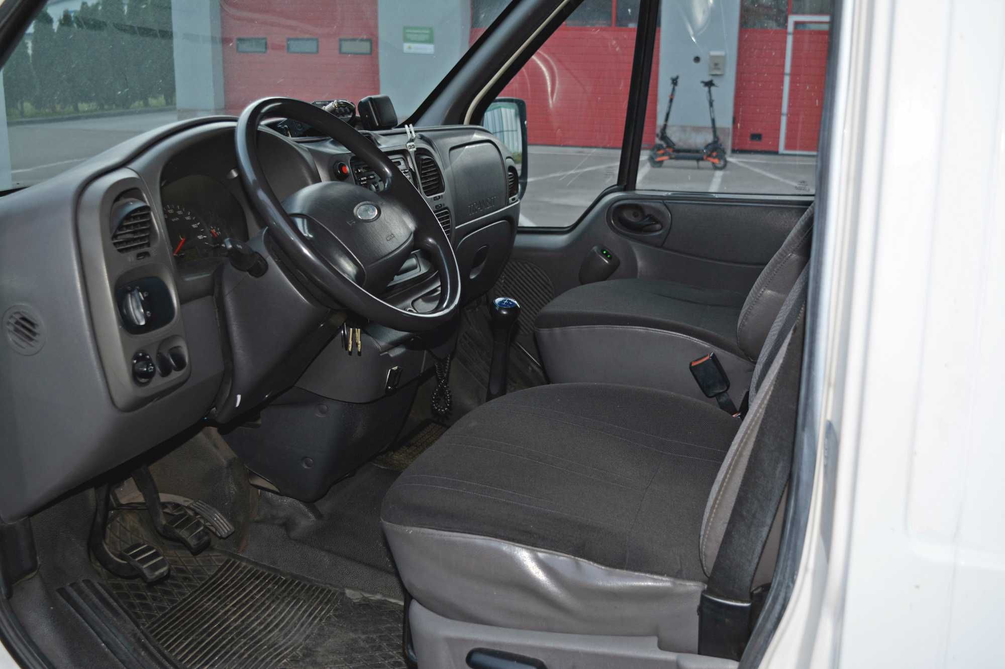 Ford Transit karetka sanitarna pojazd specjalny