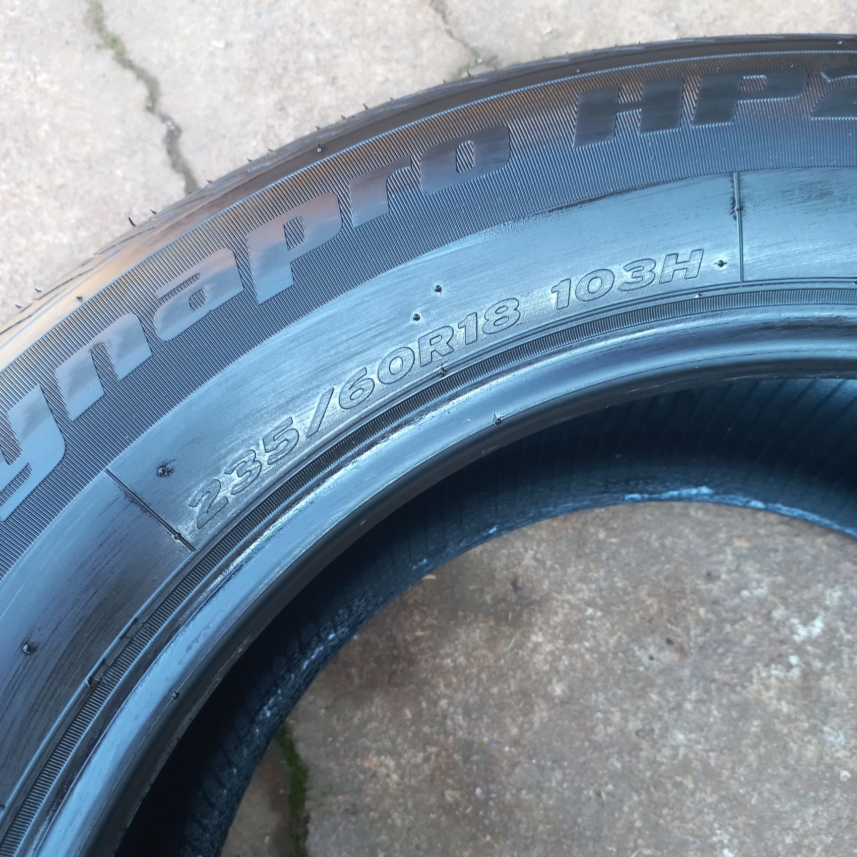 Шини / гума/ колеса  літня  235/60 R18 Hankook dynapro  HP2 24 рік