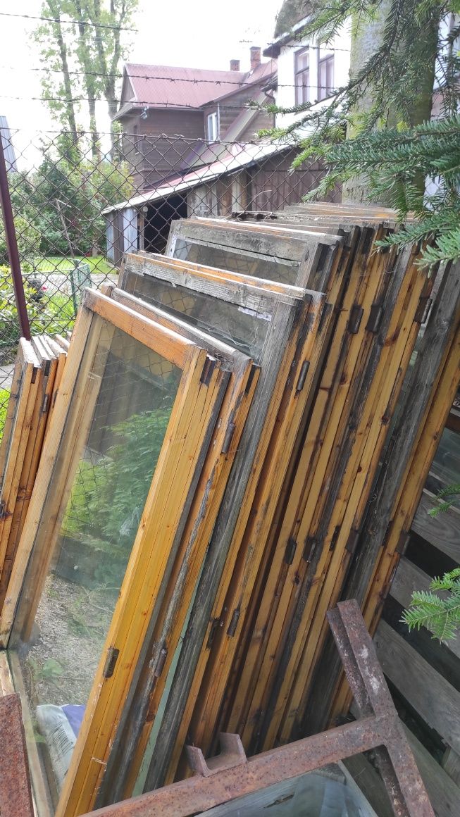 Okna drewniane stare z rozbiórki