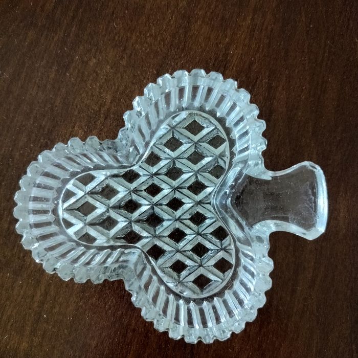 Szklana popielniczka brydżowa PRL