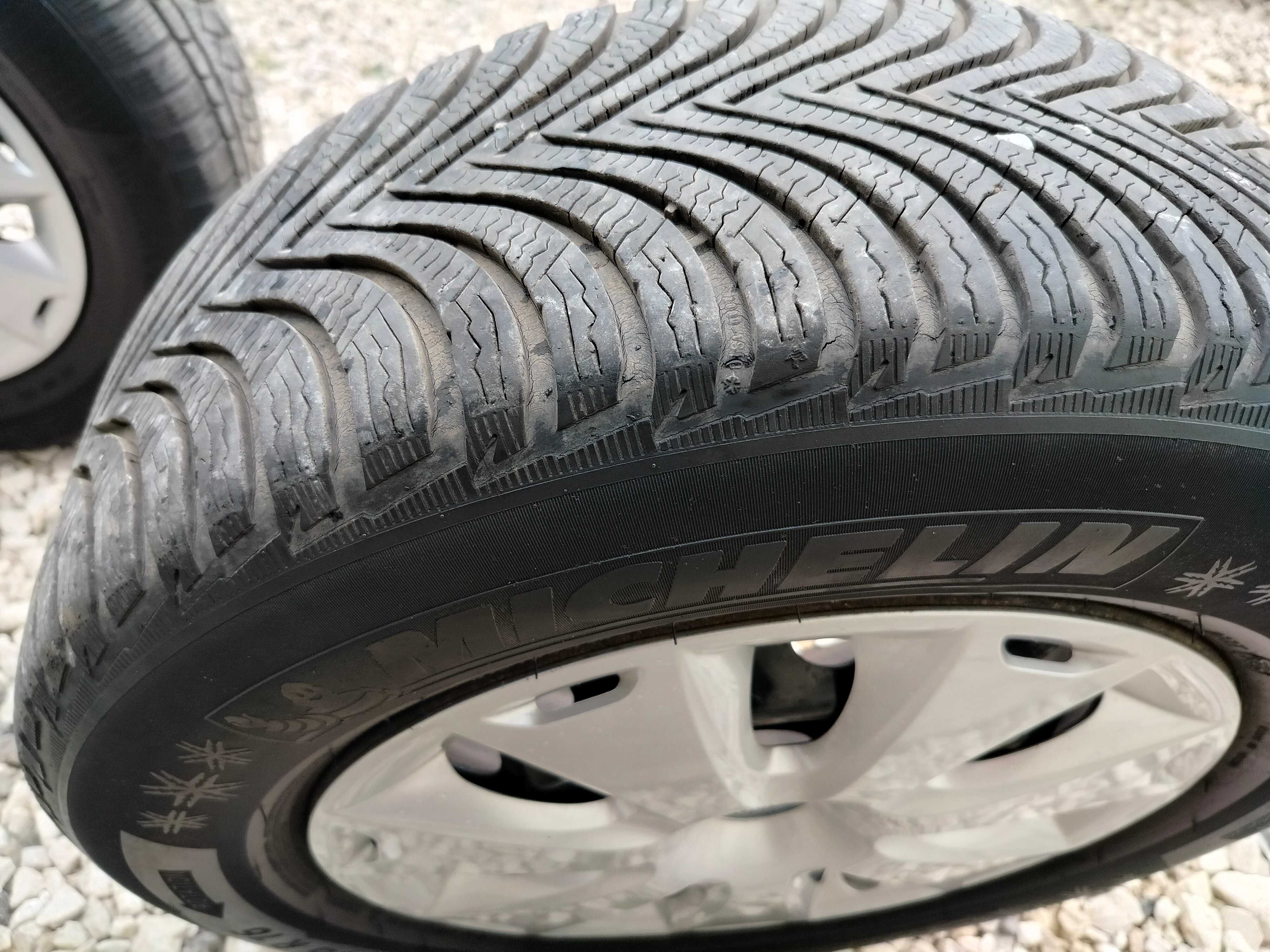 Koła zimowe 215/65/R16 Ford Kuga OE