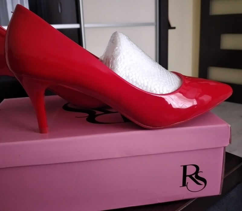 Лакові туфельки  зручна колодка