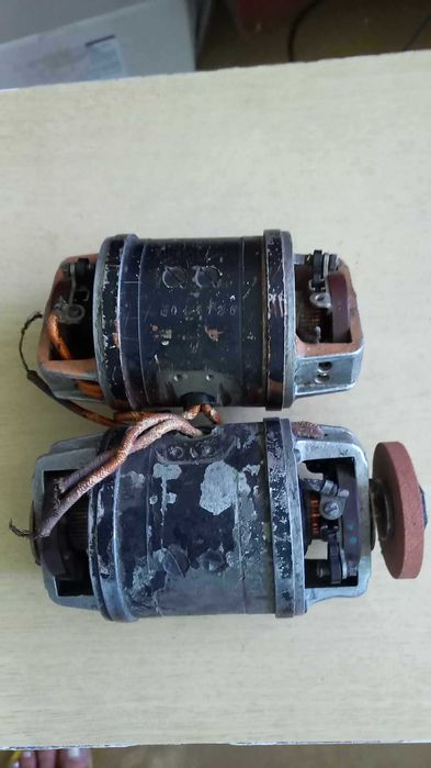 Амперметры, блок питания Електроника, электродвигатели