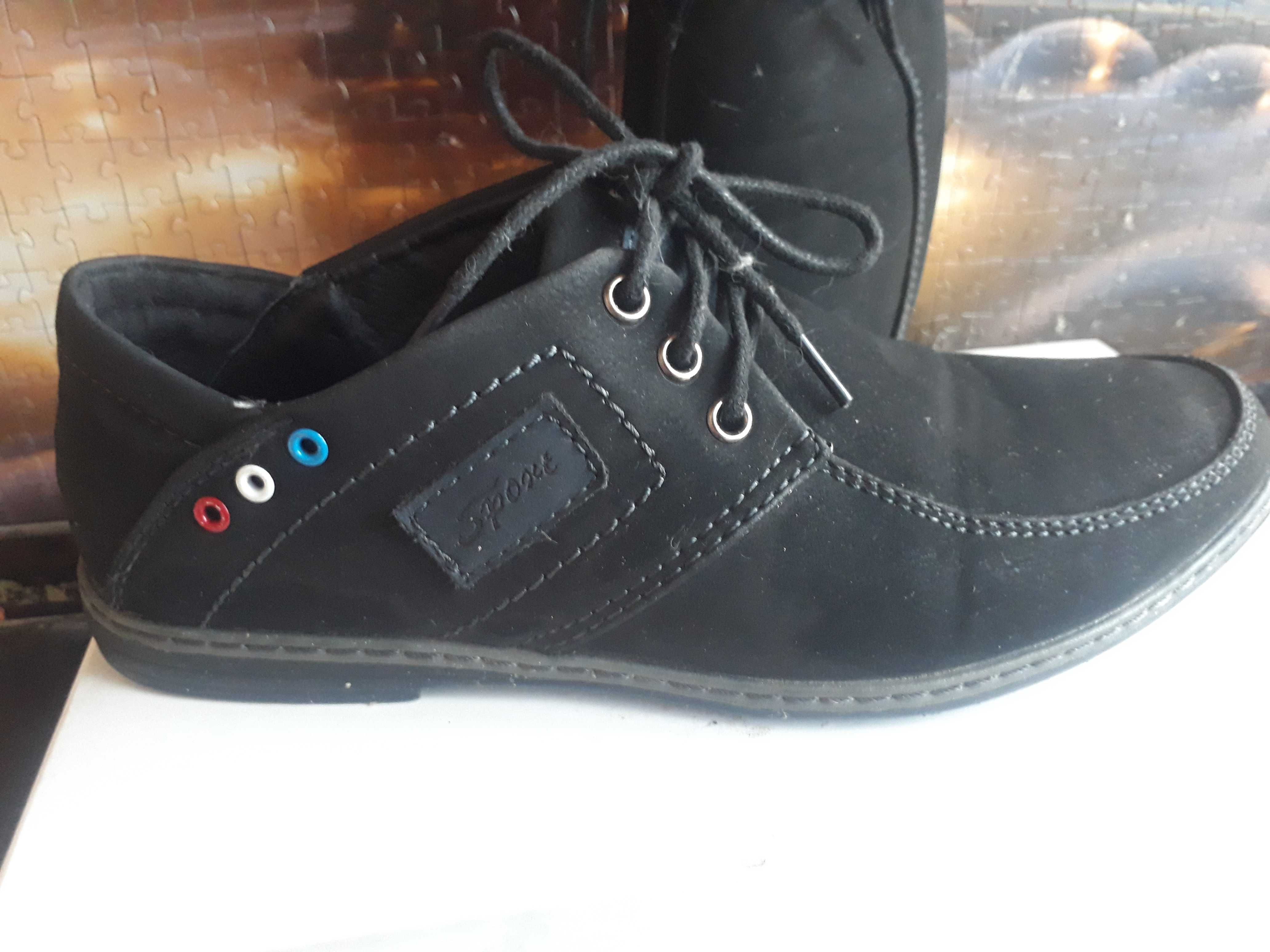 Подростковые школьные туфли для мальчика, замшевые. 36 размер