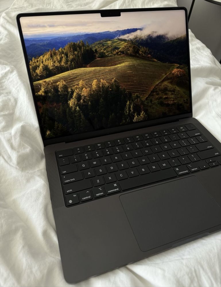 MacBook Pro 3MPro 14” 18GB RAM