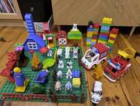 Duży zestaw LEGO Duplo, zwierzęta, straż pożarna, karetka, taczka,