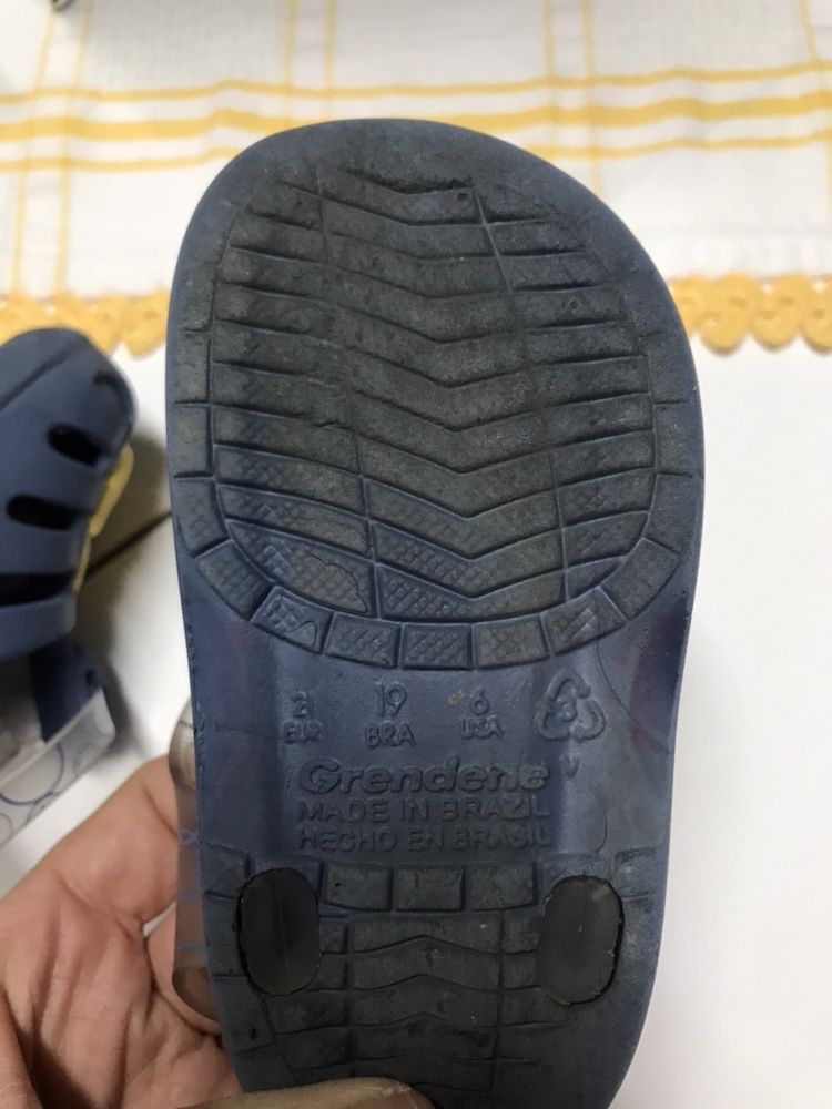 Vendo sandalias Ipanema tamanho 19