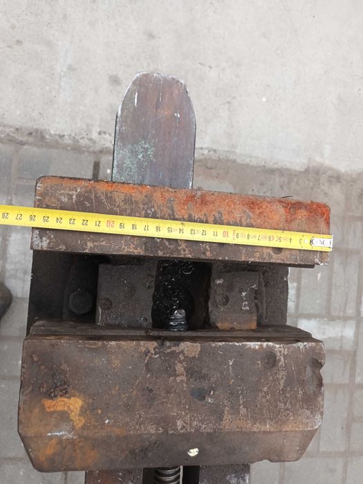 Imadło maszynowe solidne