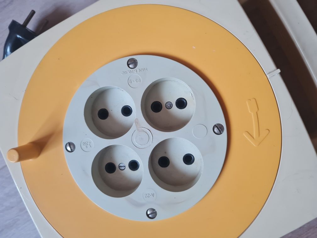 Plastikowy przedłużacz stojący PRL