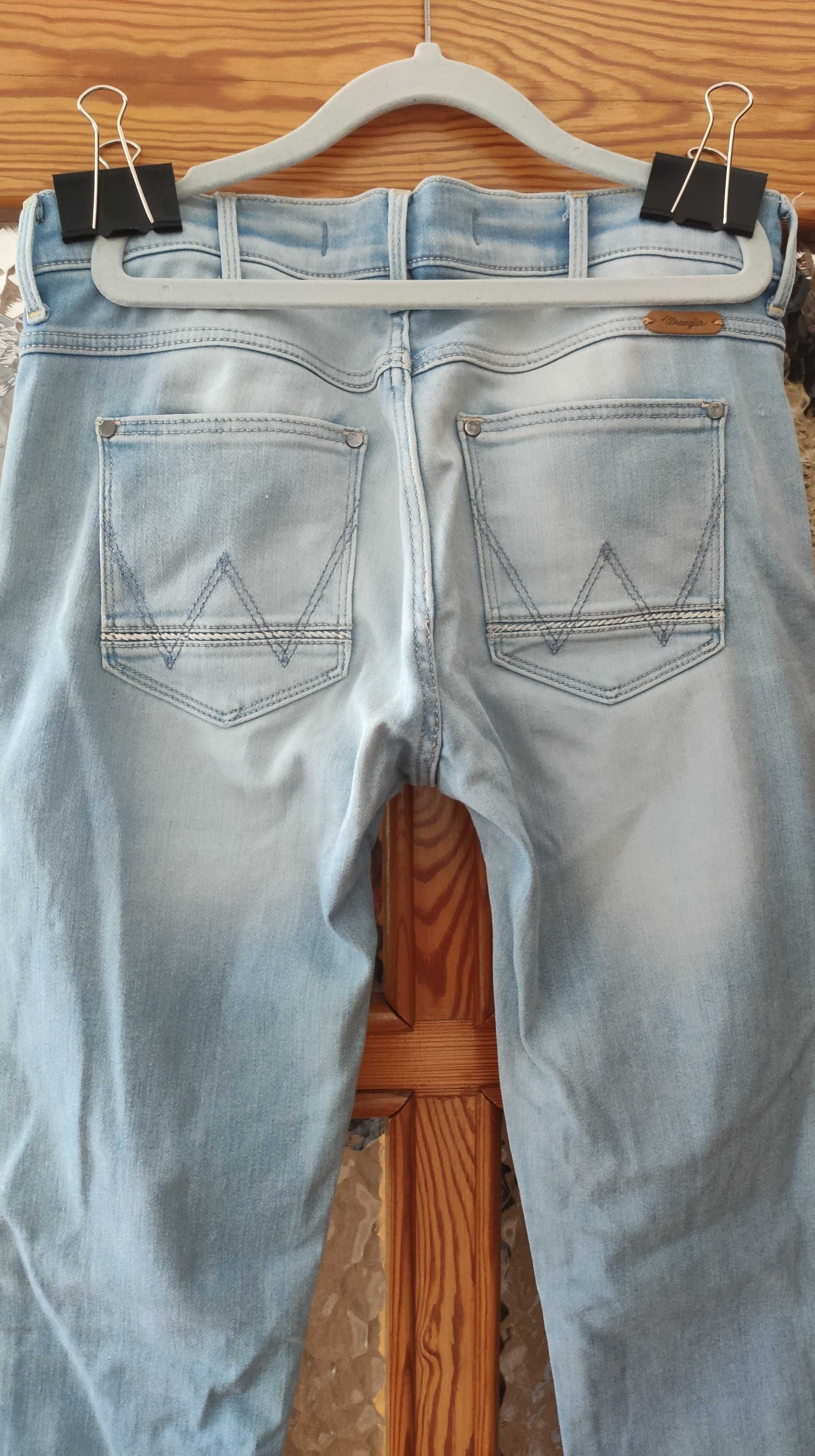 Wrangler jeansy Blue Corynn damskie W26 L30 nowe