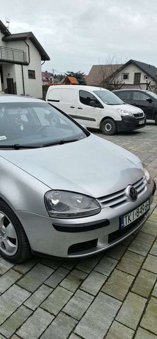 Golf 5 2003 rok 1.6 benzyna