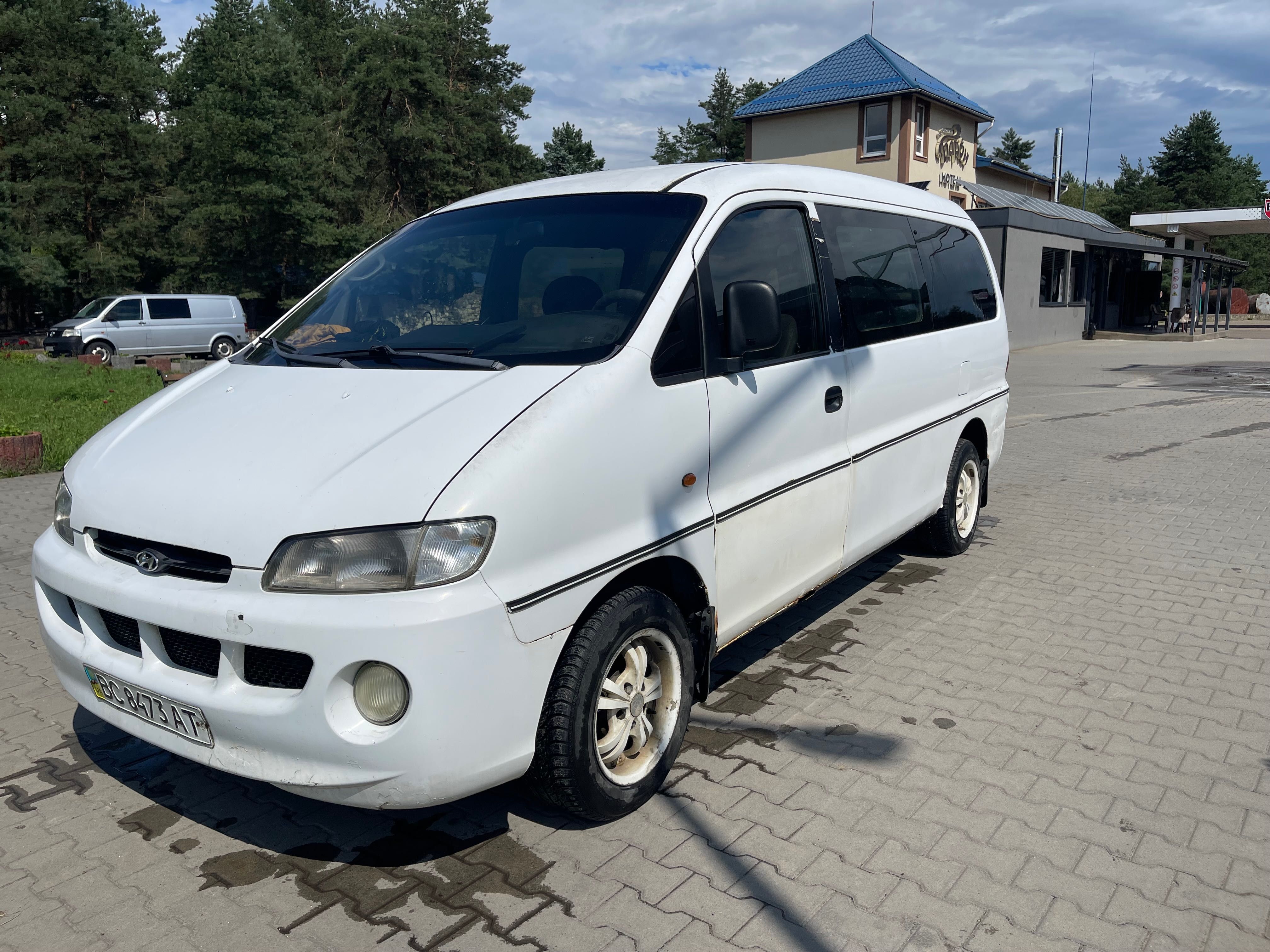 Продам бус хюндай 200