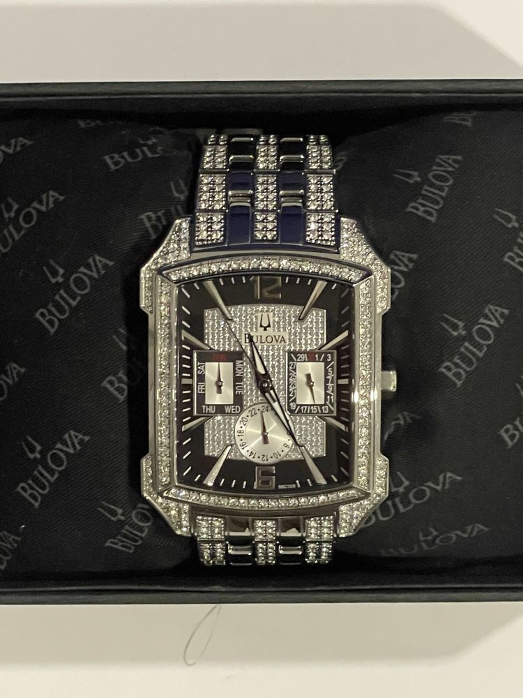Годинник Bulova Crystal Quartz Black