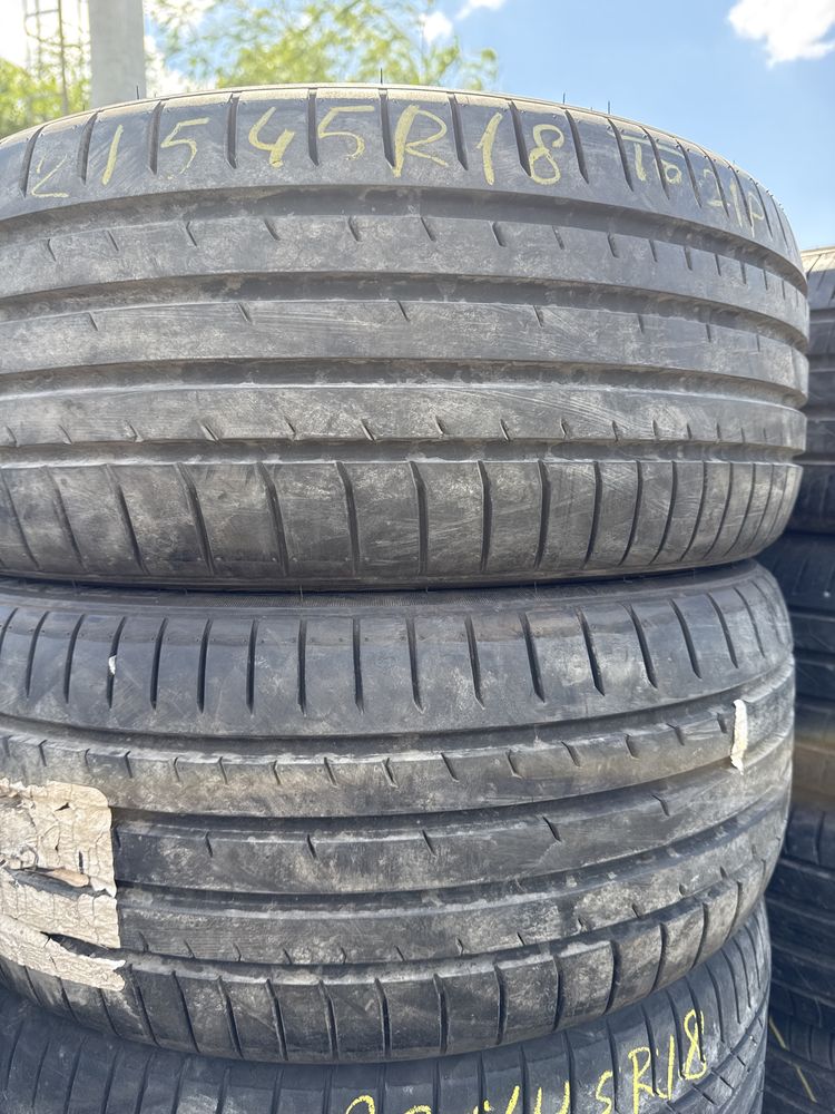 Шини 215/45 R18 Toyo Proxis ID 3 літо пара  як нові