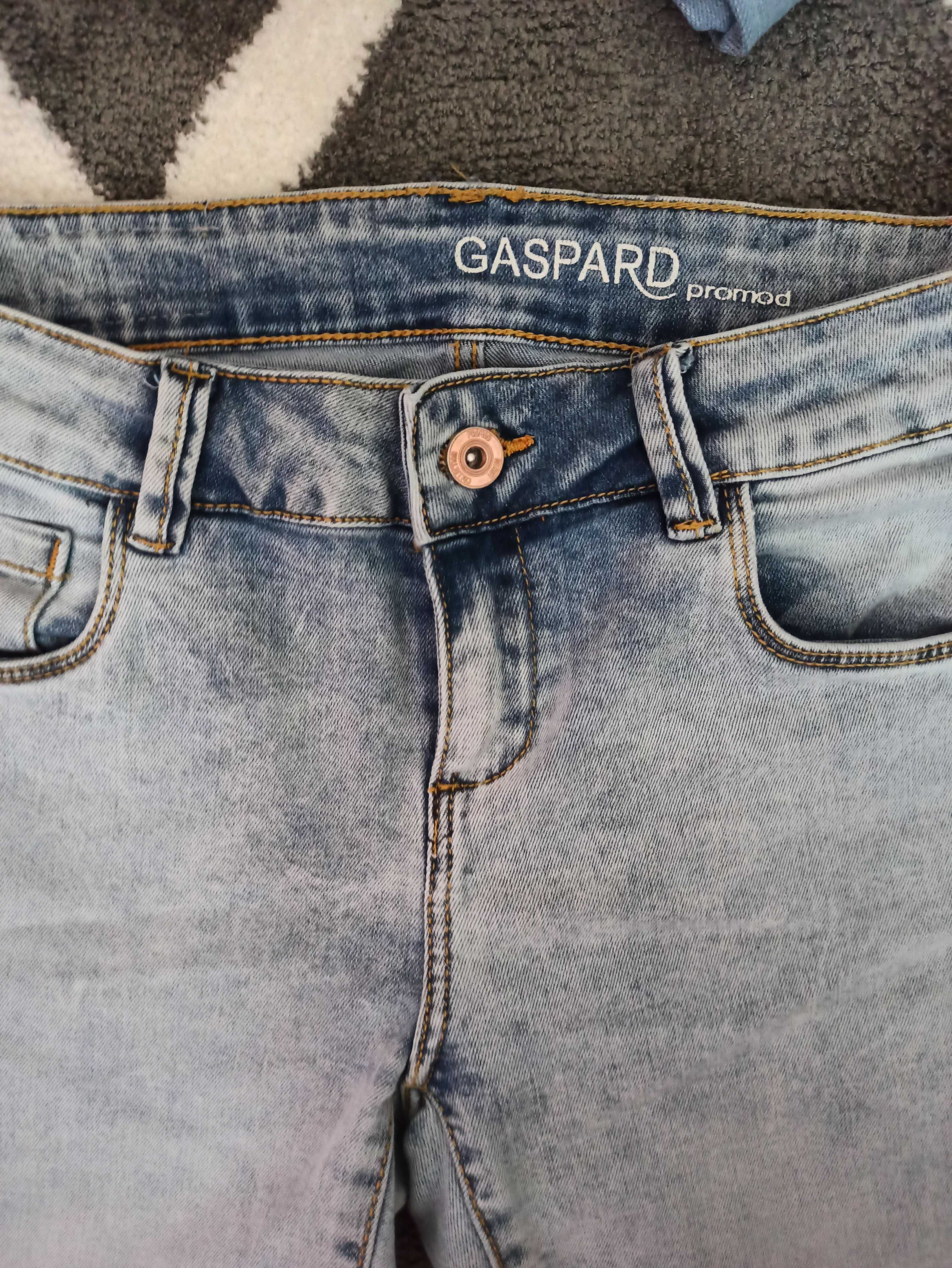 Spodnie jeansy gaspard Promod jasne