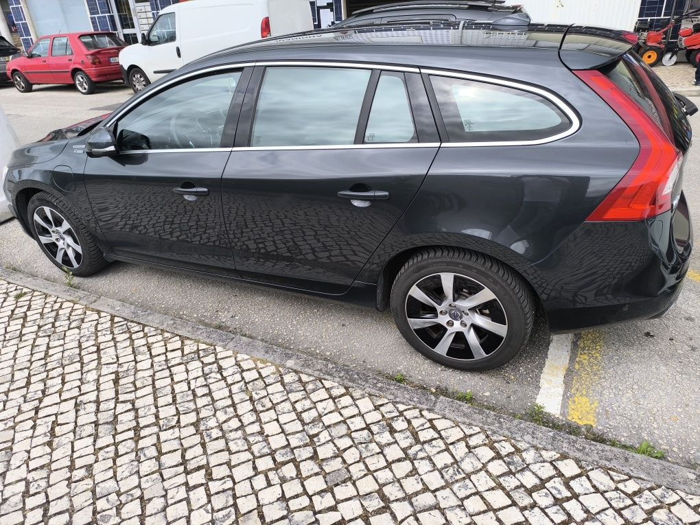 VOLVO V60 D6 special edition