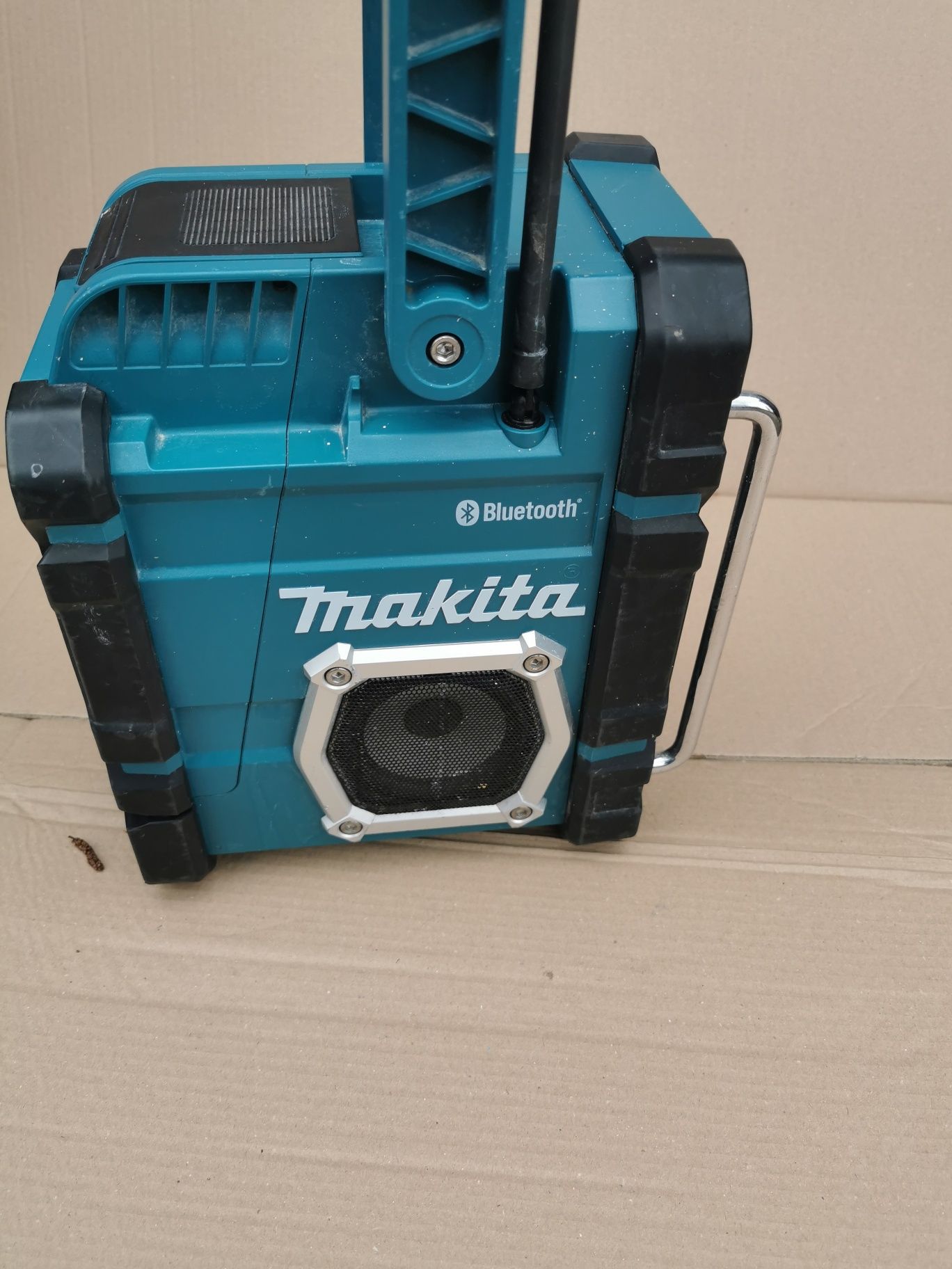 Radio makita bmr106