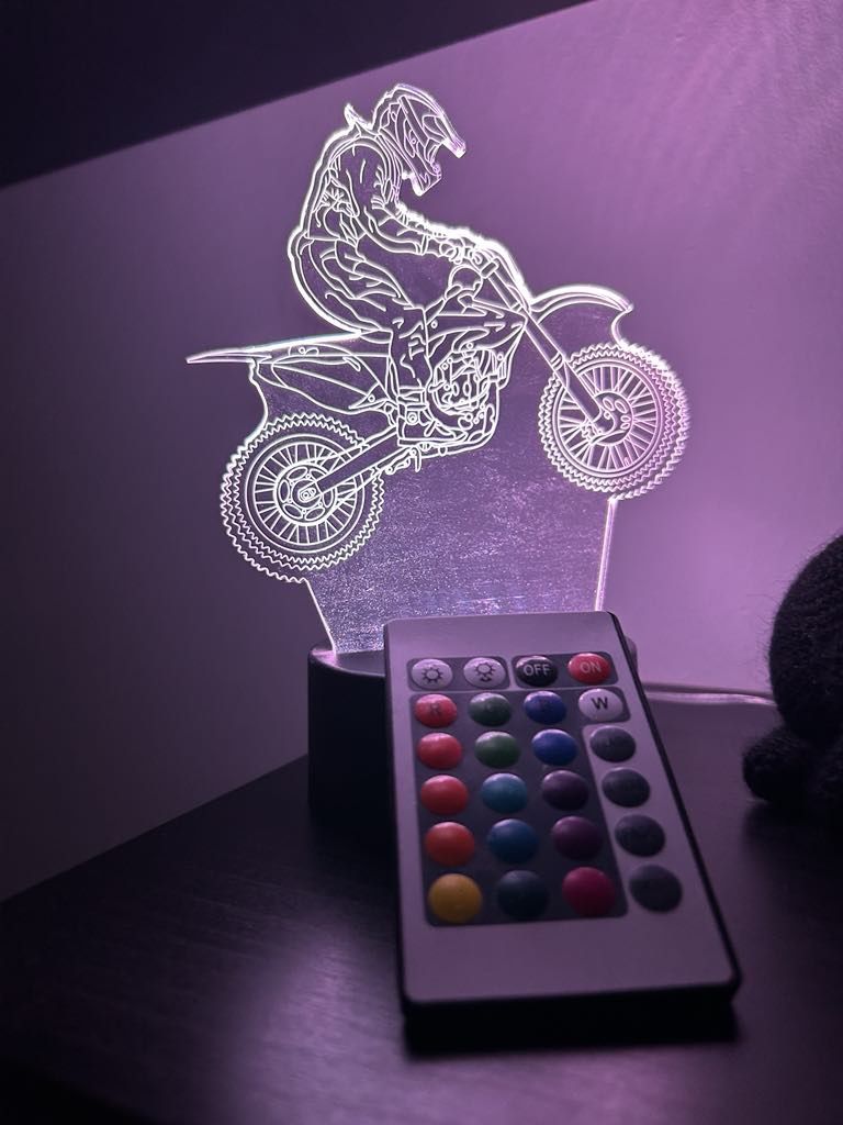 Lampka z motorem