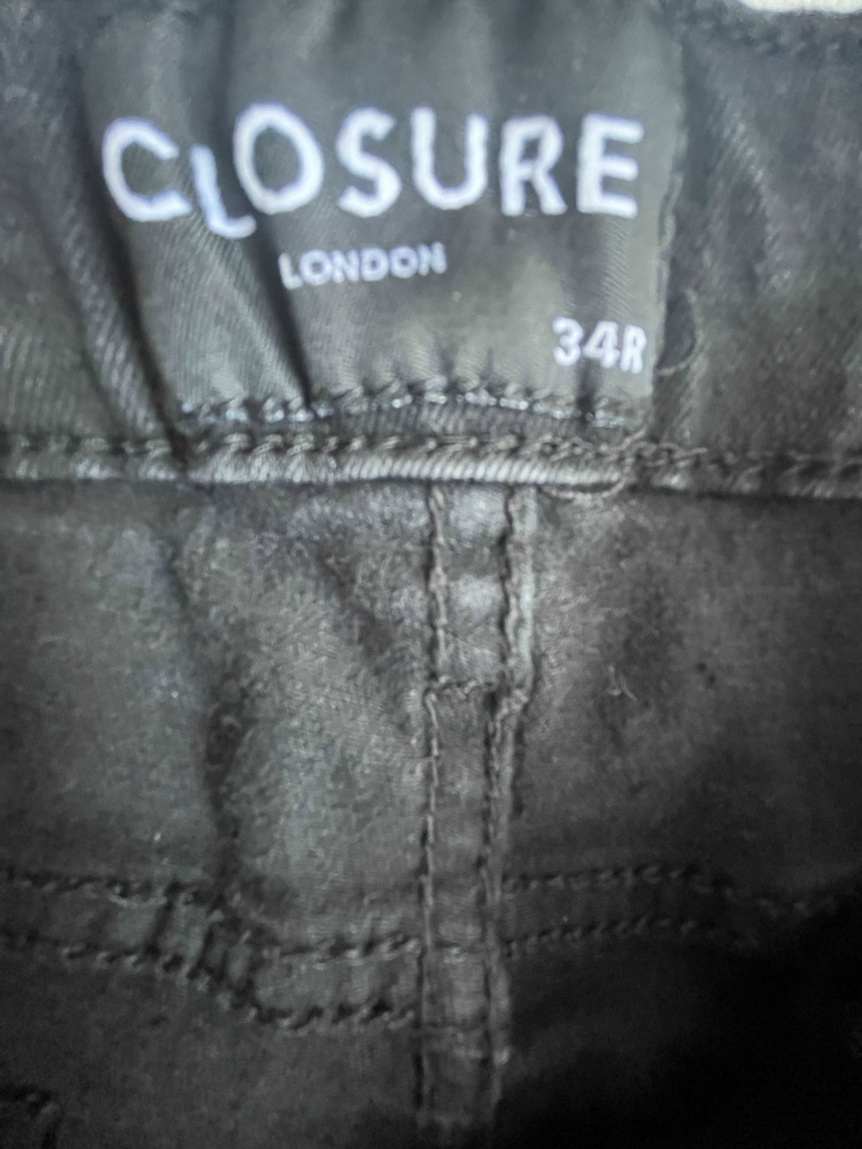 Czarne jeansy CLOSURE skinny rozmiar 34R