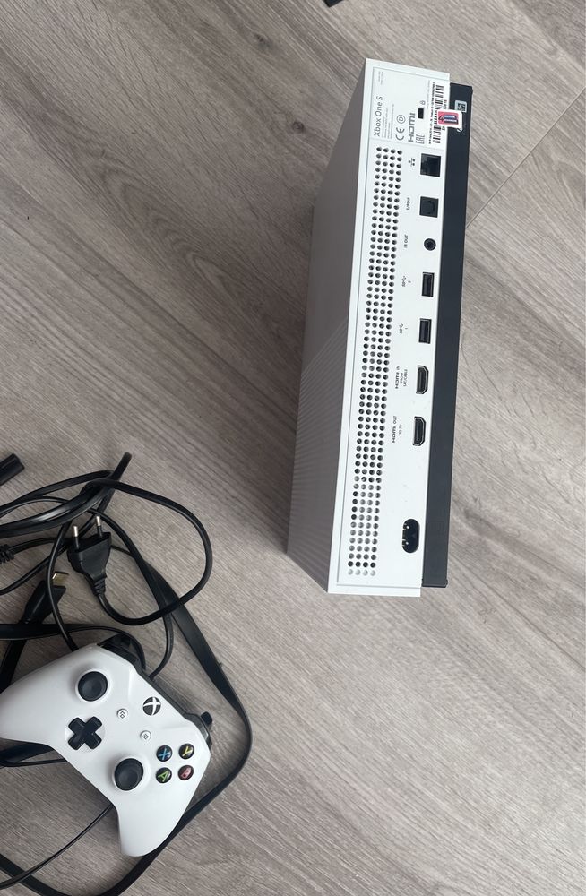 XBOX one s 1 tb