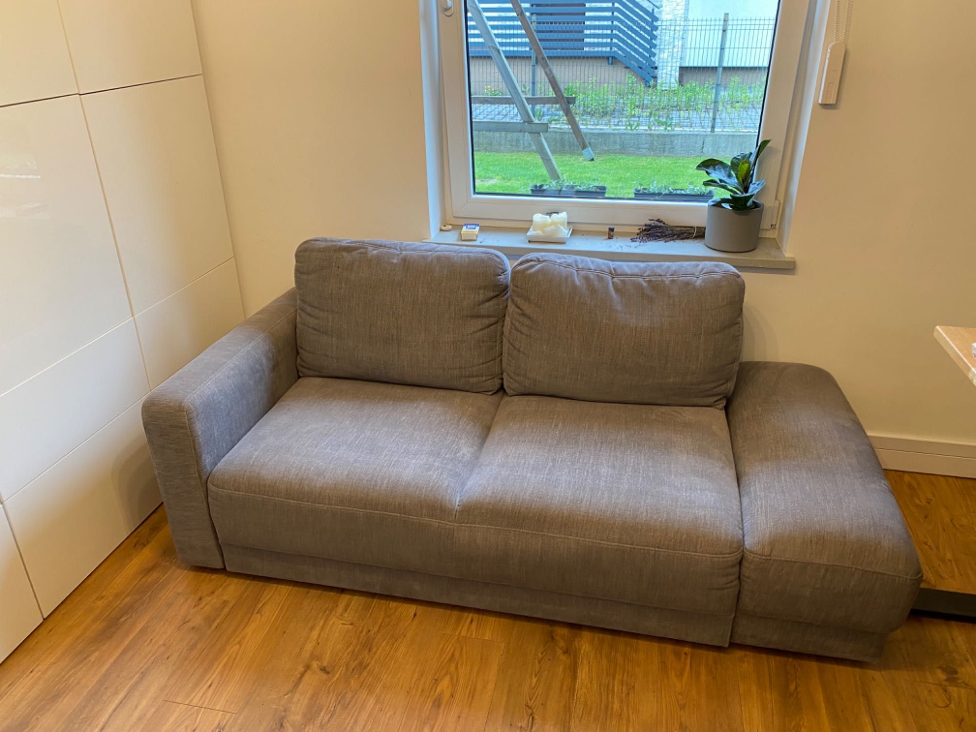 Mała rozkładana sofa: Etap Sofa Mod