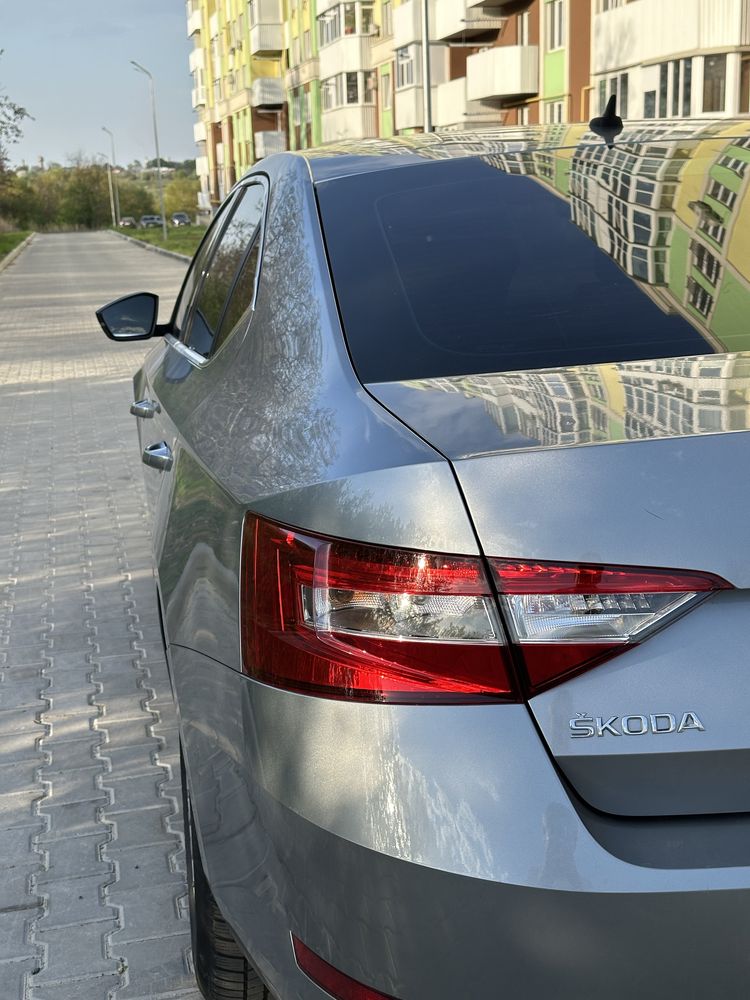 Skoda SUPERB III 2,0 2016рік