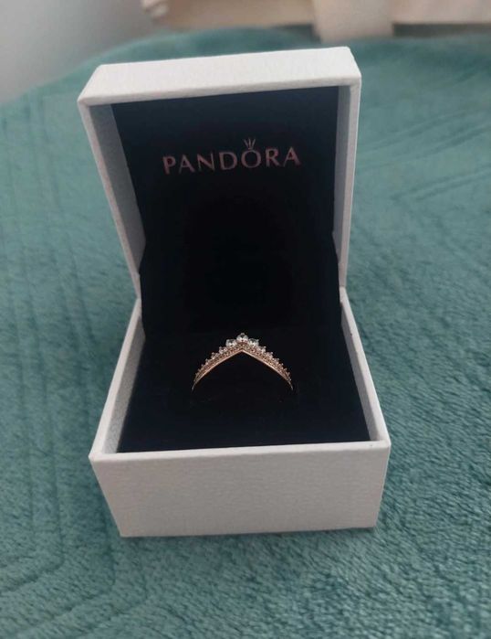Anel Princesa Wishbone Pandora