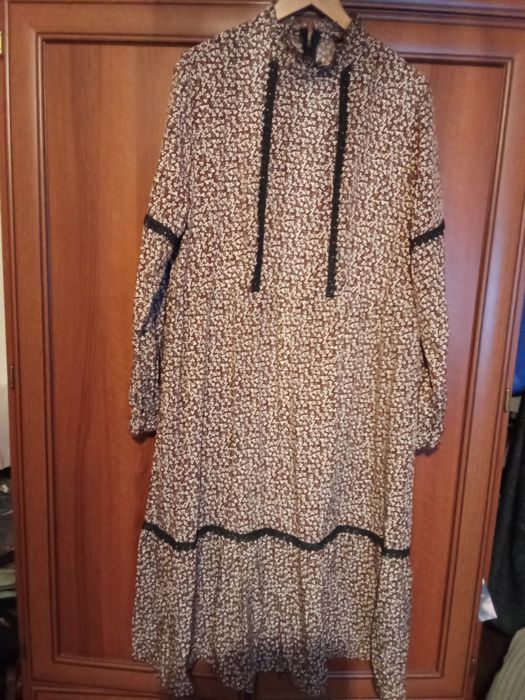 Dłuższa sukienka damska