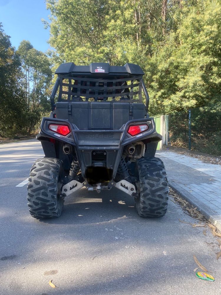 Vendo polaris rzr 800