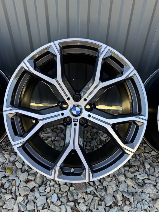 Продам оригінальні титани/диски BMW R21 741 м стиль з датчиками тиску