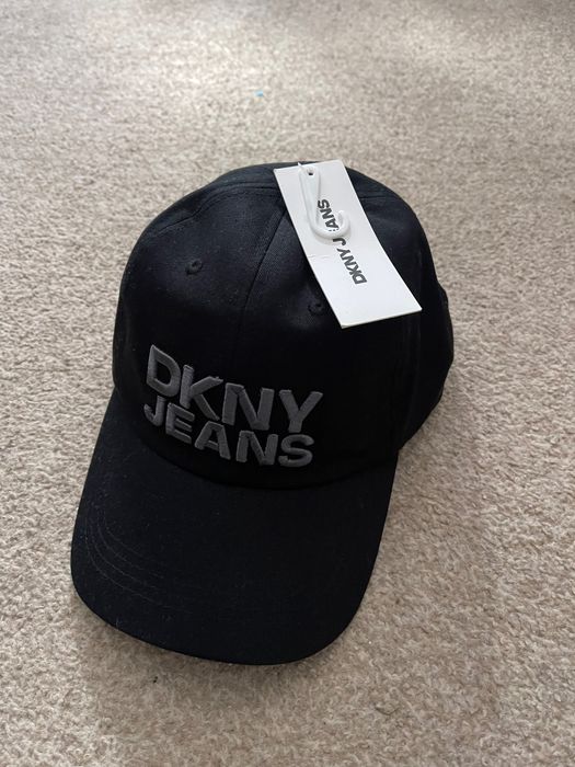Czapka z daszkiem dkny unisex 8-12 lat