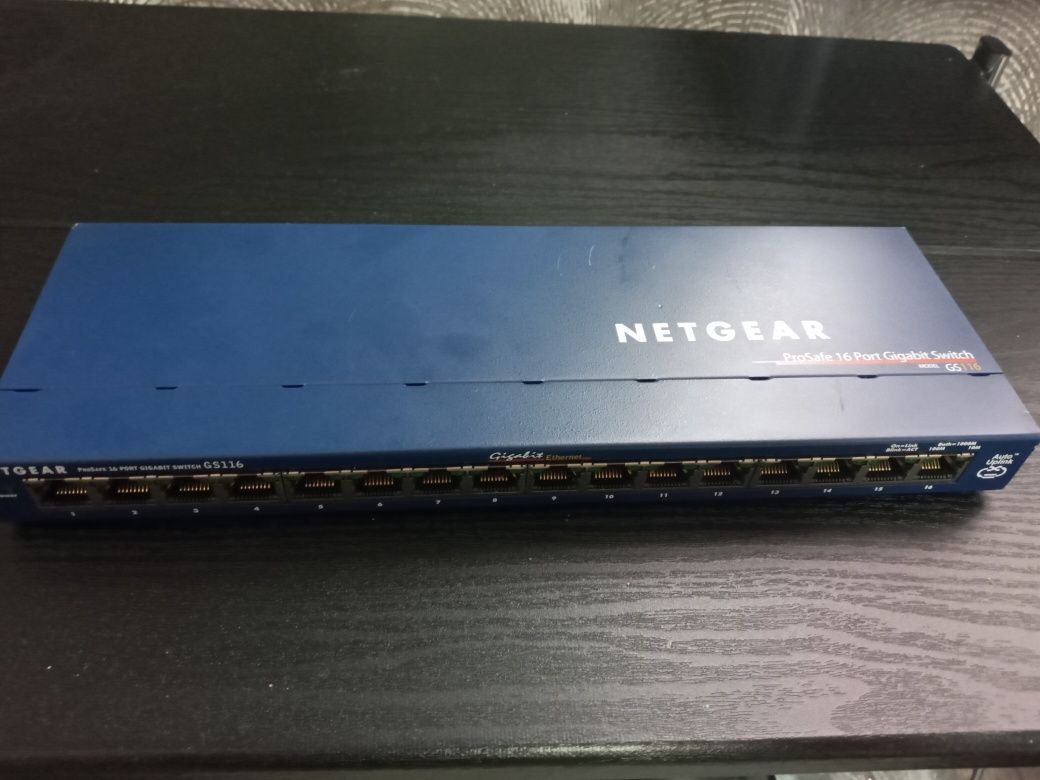 Комутатор мережевий Netgear ProSafe GS116 16-port Switch Review