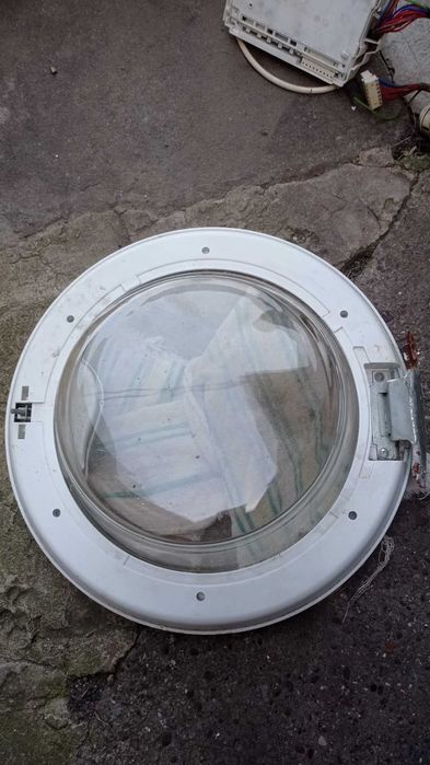 дверка INDESIT IWSE 61253