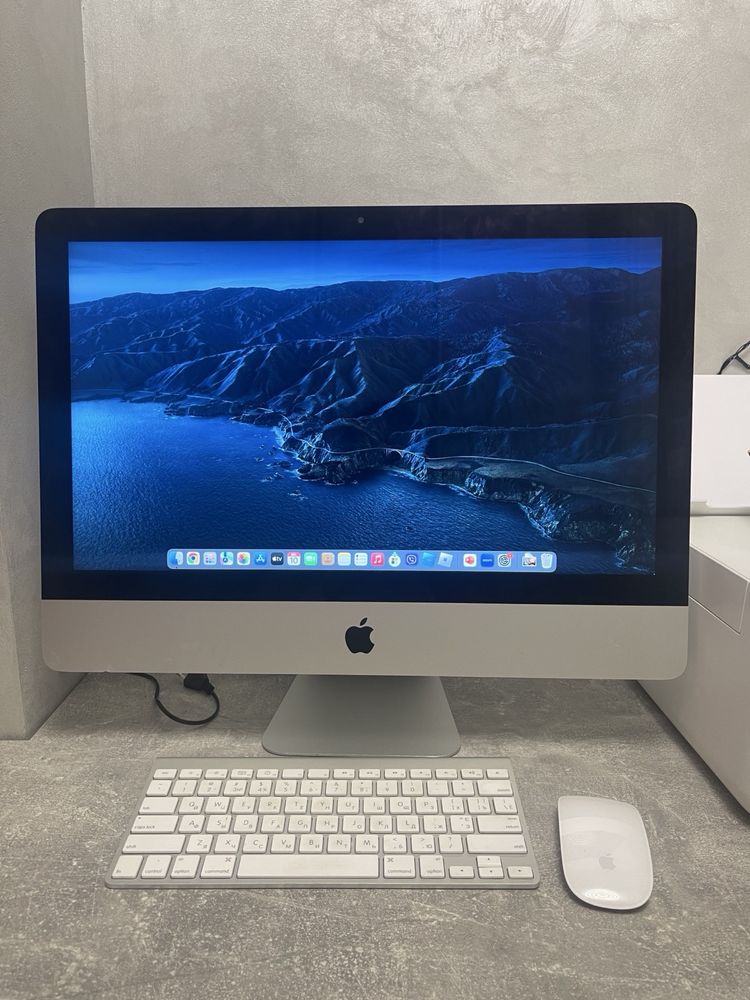 Apple iMac 16.2  2015 року 21.5 екран  8GB. SSD 1T