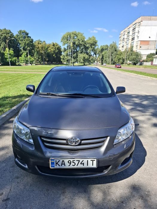 Toyota Corolla 1.6 на роботе