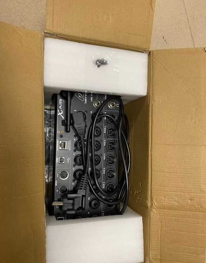 Behringer x air xr18
