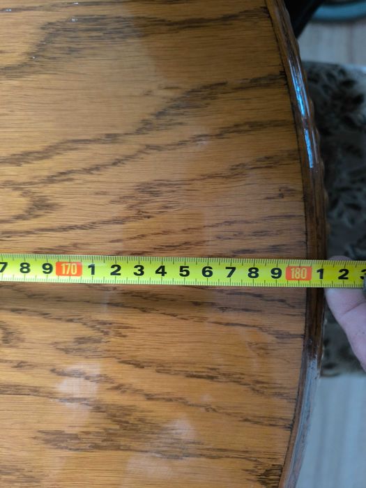 Sprzedam w bardzo dobrym stanie stół rozkładany z krzesłami