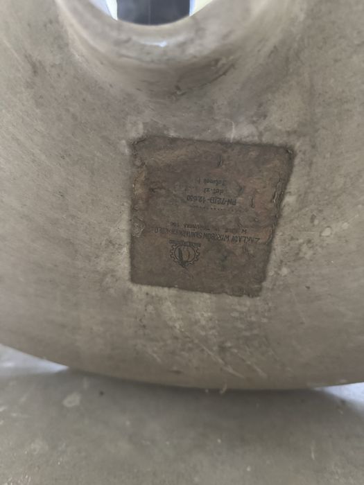 Żeliwny zlew zeliwna umywalka prl