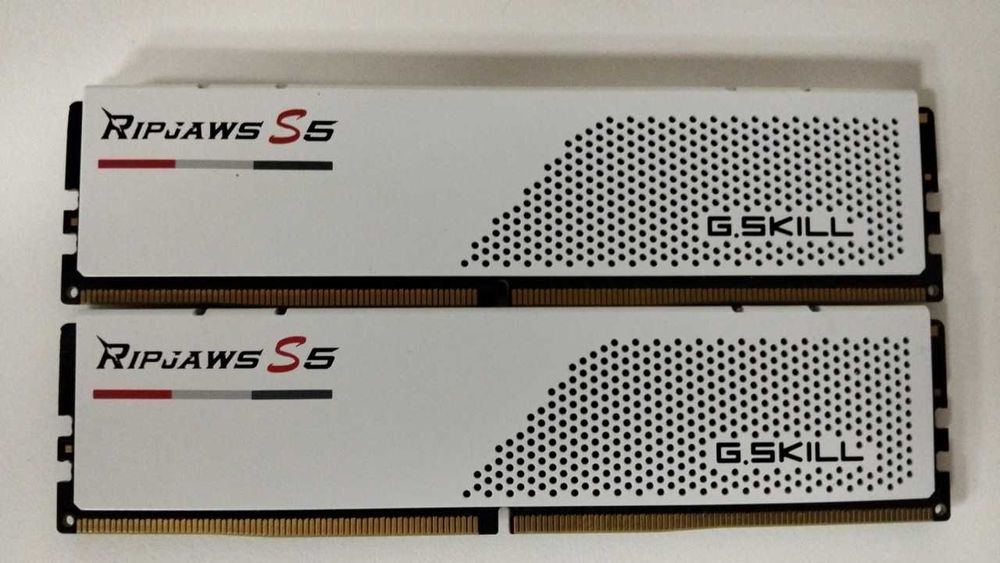 Conjunto Ram Ripjaws S5 G.SKILL DDR5 32gb (16x2) 5600 CL36