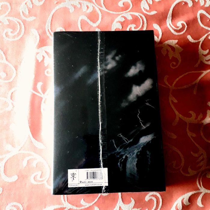 J R R Tolkien - The Fall of Númenor    NOVO