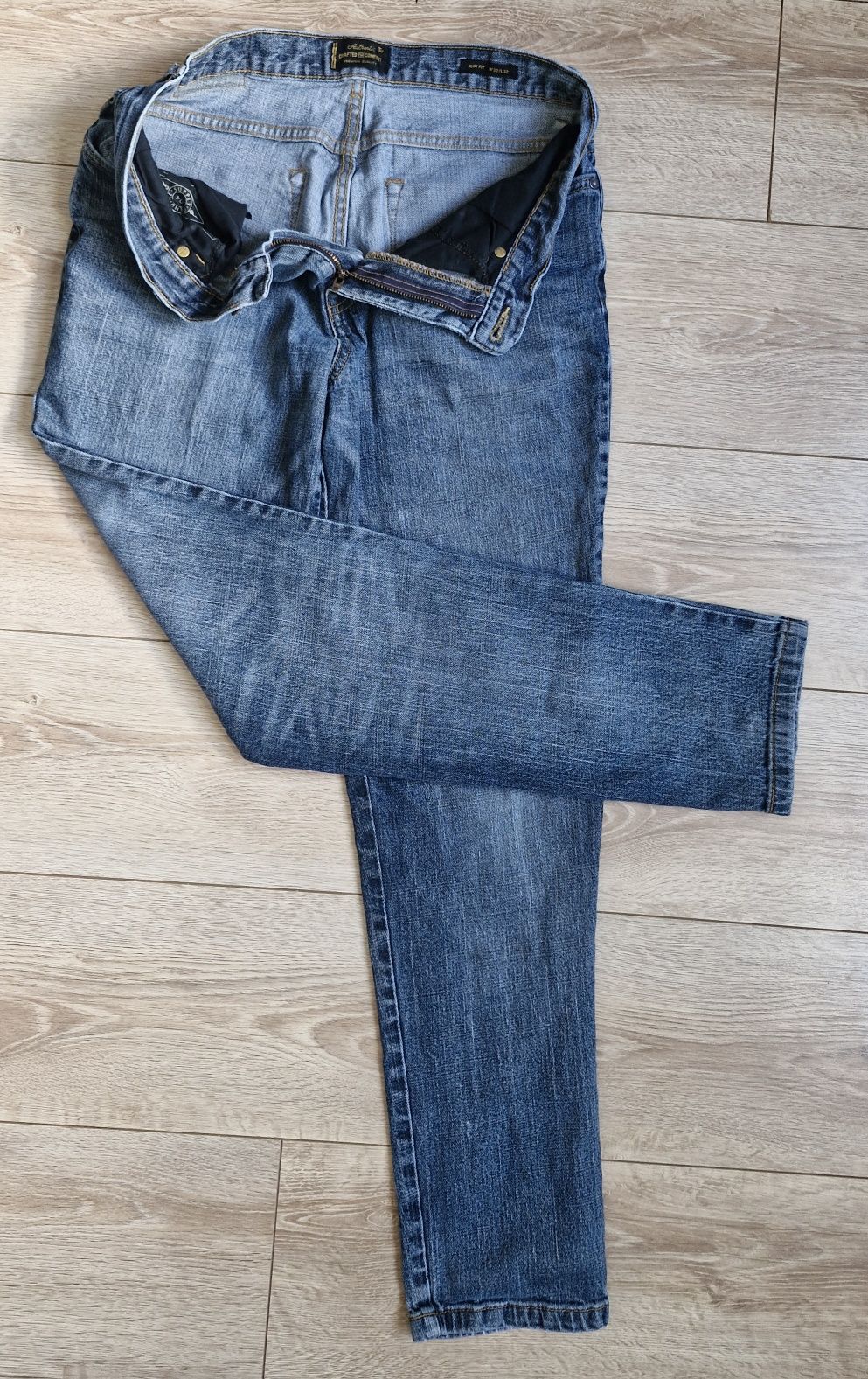 Spodnie * Jeansy * Authentic T.U * Slim fit 32/32 *