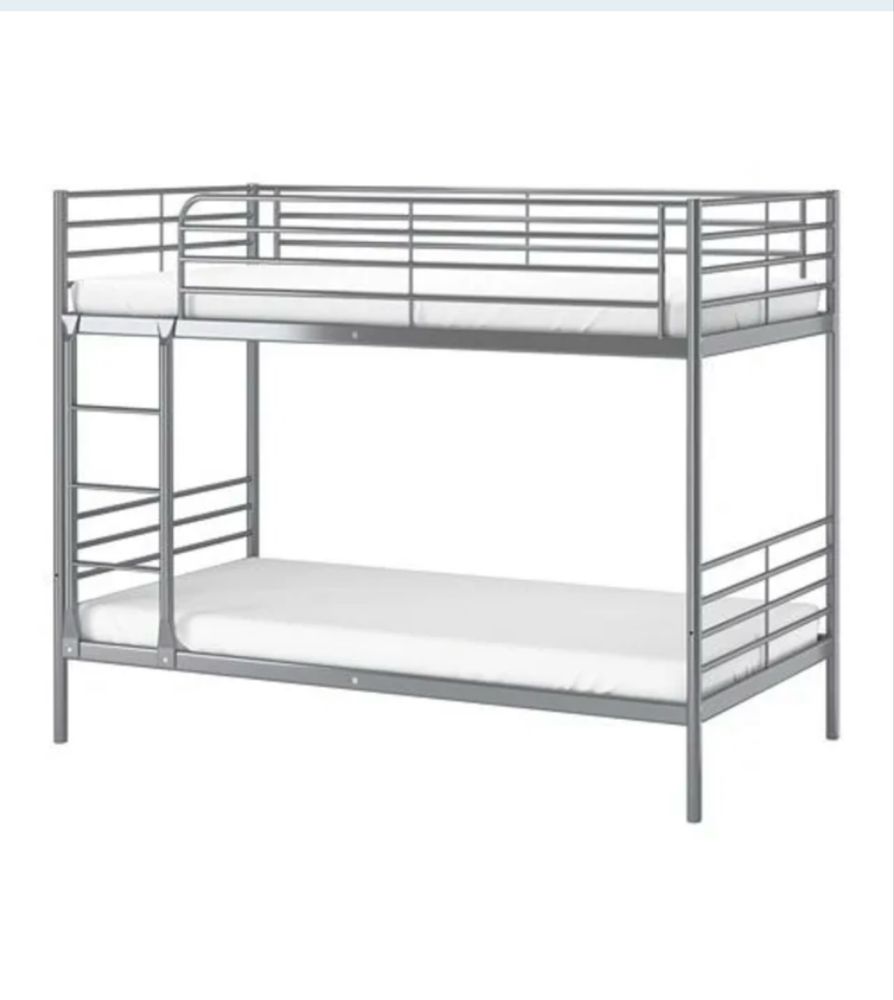Beliche duas camas_Ikea_Svarta