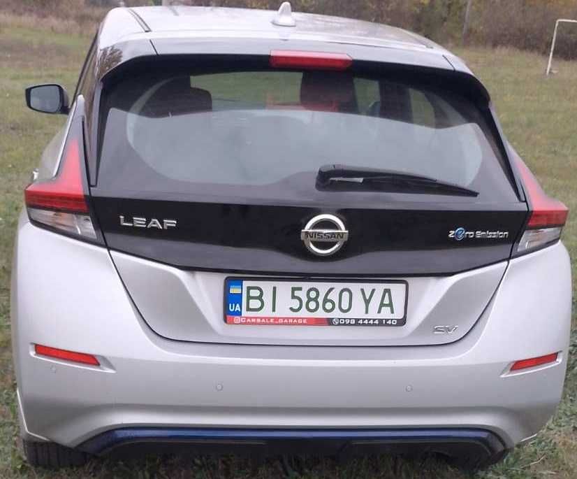 Nissan Leaf SV 2021