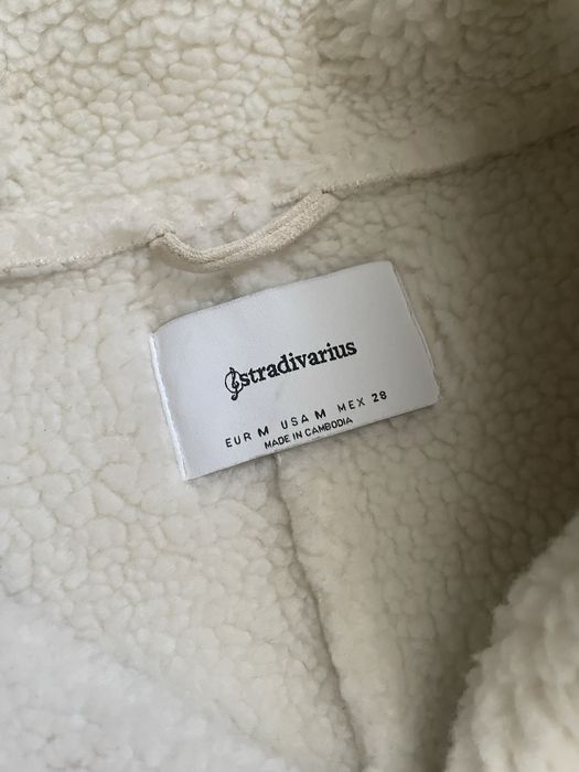 Дубленка Stradivarius