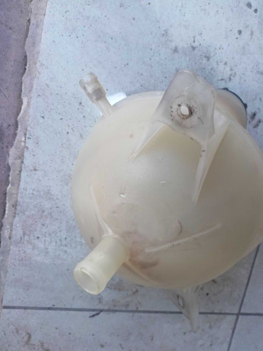 Oryginalny zbiorniczek cieczy chłodzacej FORD TRANSIT MK8