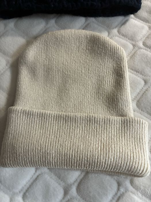 Шапки 2 шт. Зимова та на осінь-весну