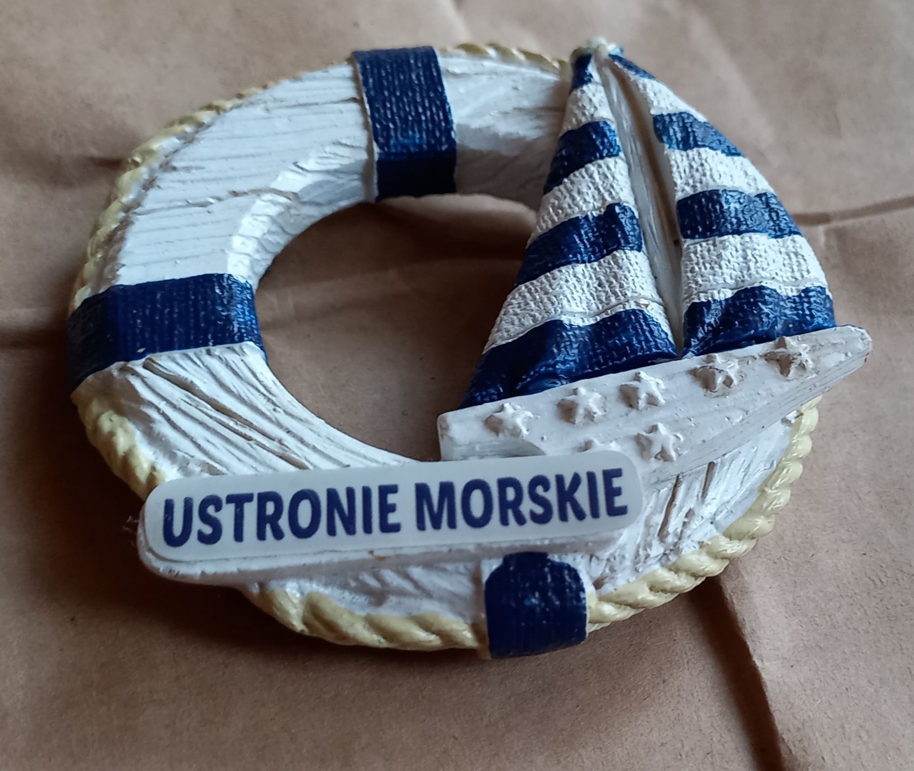 Magnes Ustronie Morskie 7x6 cm pamiątka souvenir suwenir np na lodówkę