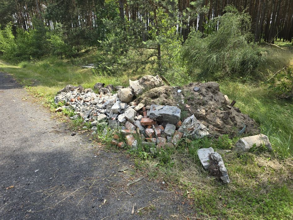 Oddam gruz z rozbiórki.