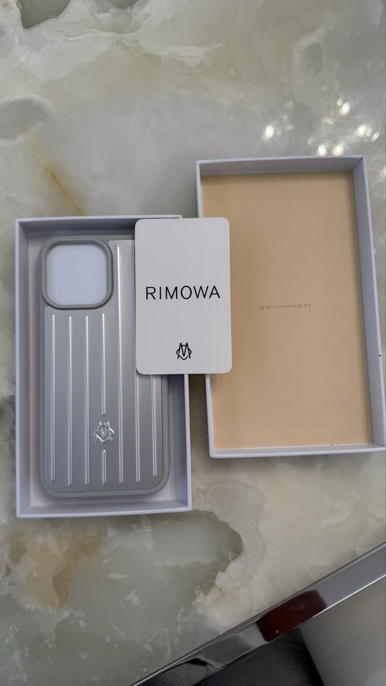Capa rimowa  iphone 16 pro max nova