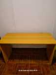 Mesa de apoio multifunções